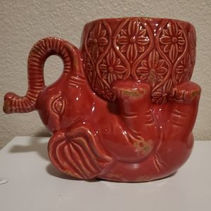 Red elephant decorative dish
